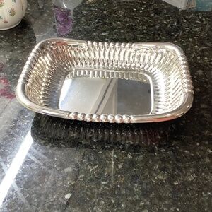 Sheffield Silver Company by Reed & Barton – Silver Plate Serving Dish